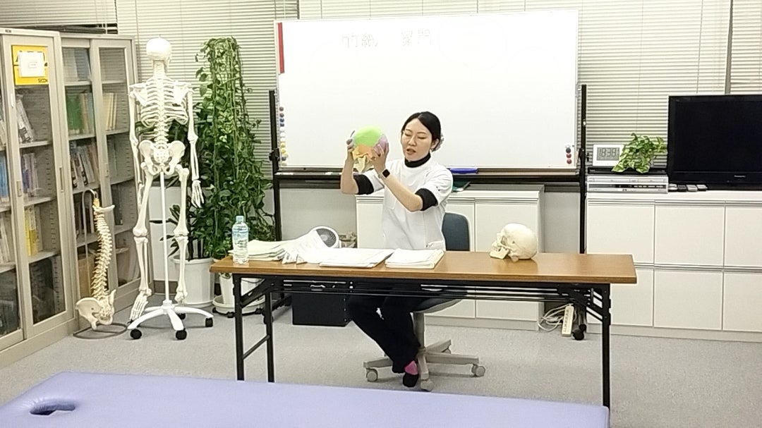 ■姿形操縦法で整うお顔 ― 女性が思わず嬉しくなる変化